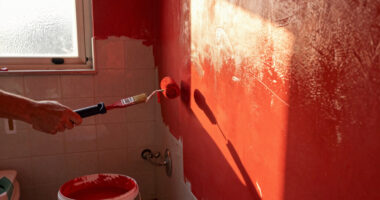 A Dingy Bathroom Gets a Bright, Farmhouse Redo in 5 Days for Only $800